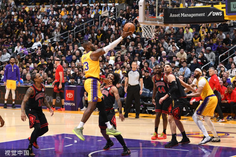 来了！罗马诺：谢什科和经纪人已经在前往曼彻斯特的飞机上.